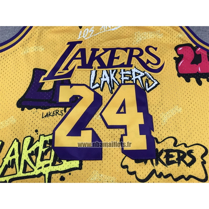 Maillot Los Angeles Lakers Kobe Bryant NO 24 Slap Sticker Mitchell & Ness 1996-97 Jaune